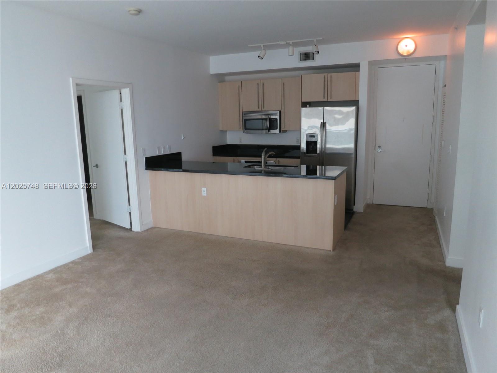1111 SW 1 AV #1223-N, Miami FL 33130
