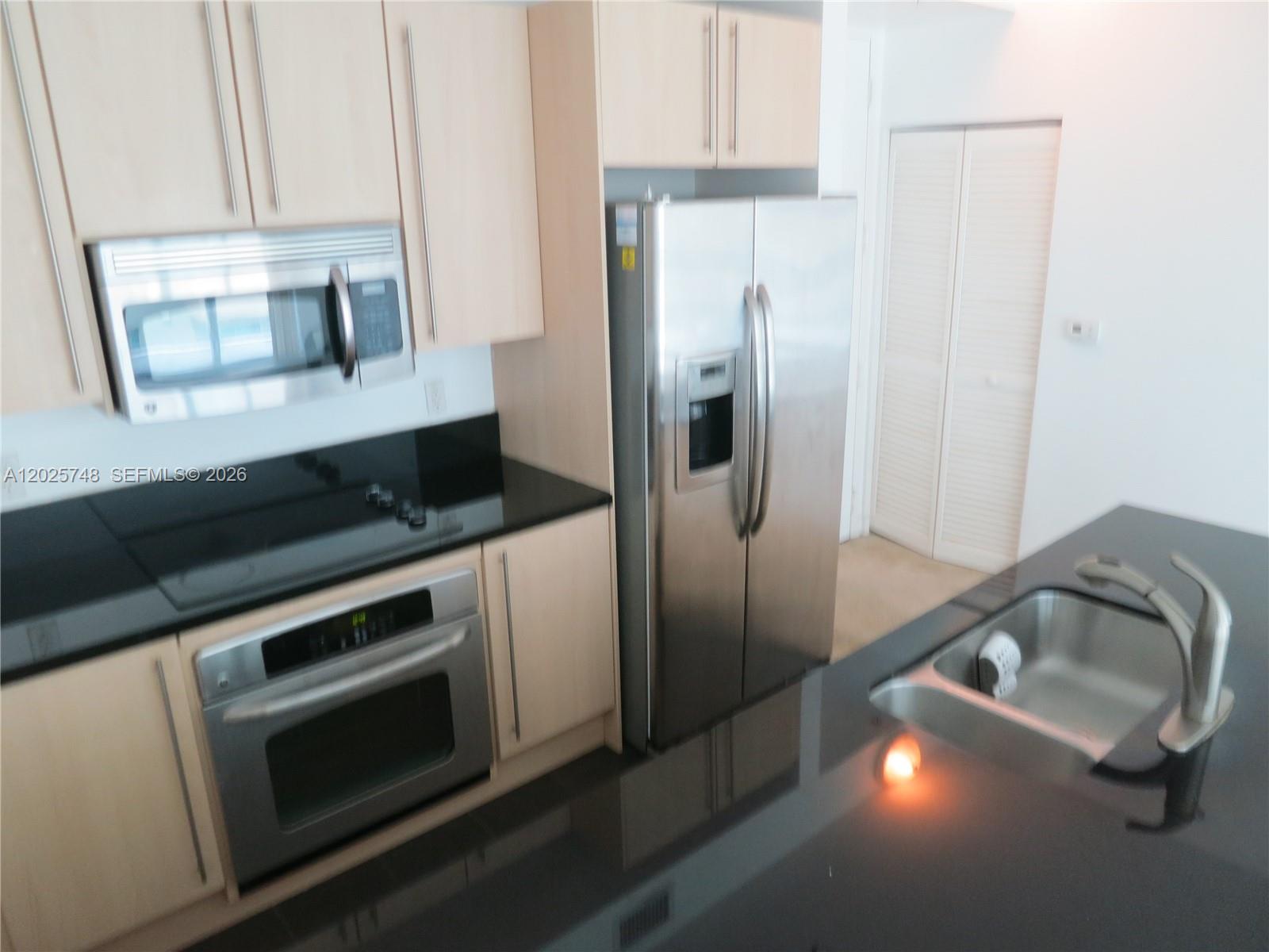 1111 SW 1 AV #1223-N, Miami FL 33130