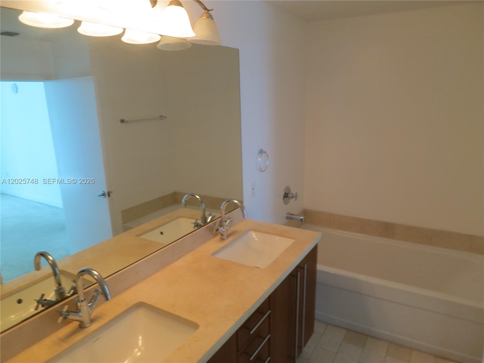 1111 SW 1 AV #1223-N, Miami FL 33130