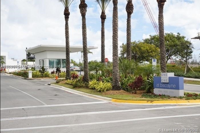 14951 Royal Oaks Ln #506, North Miami FL 33181