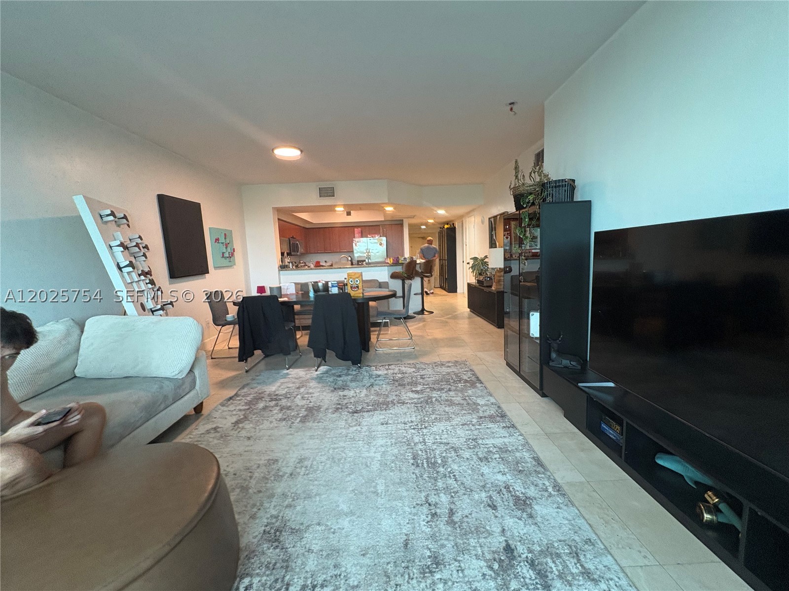 14951 Royal Oaks Ln #506, North Miami FL 33181