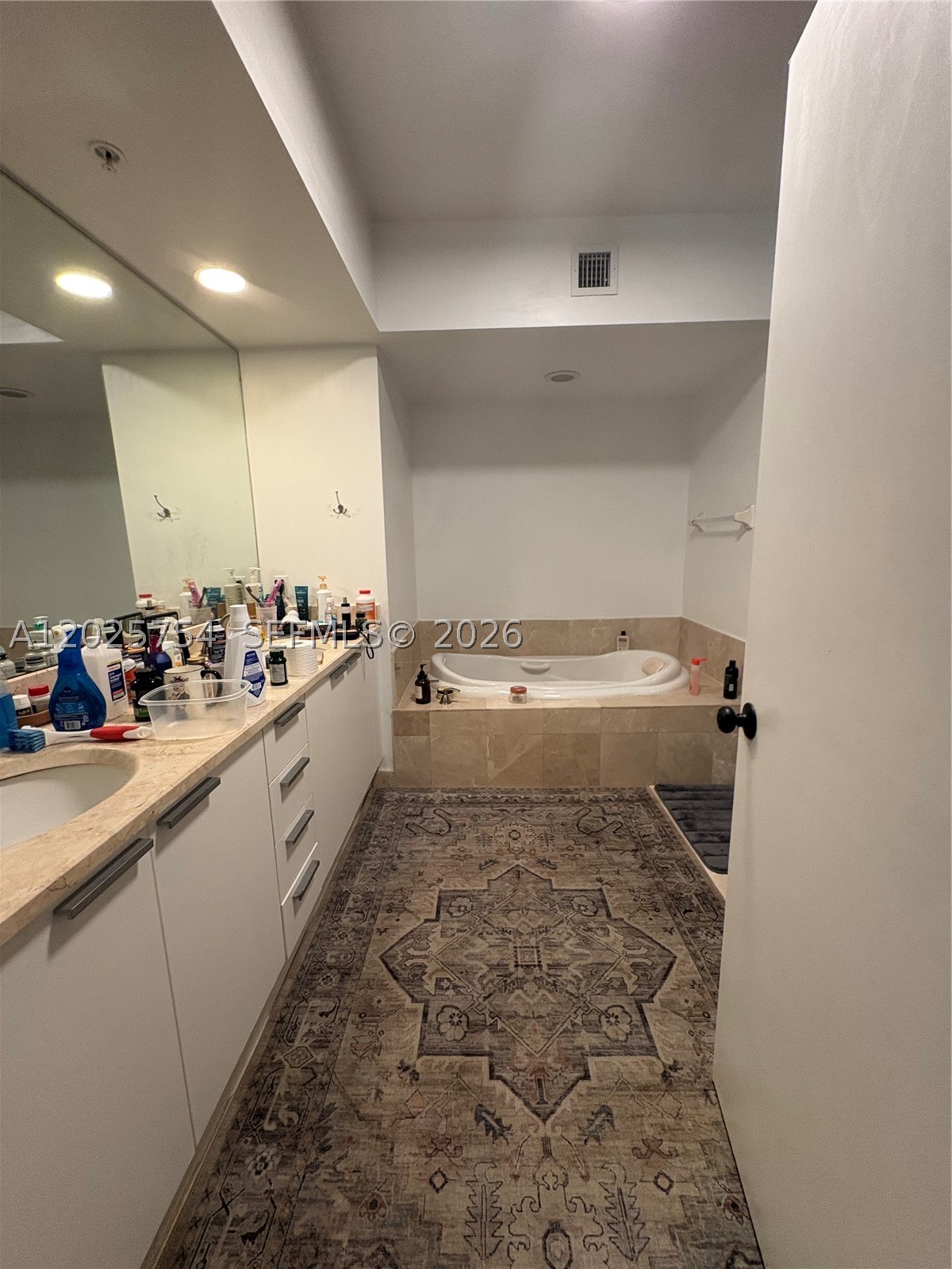 14951 Royal Oaks Ln #506, North Miami FL 33181