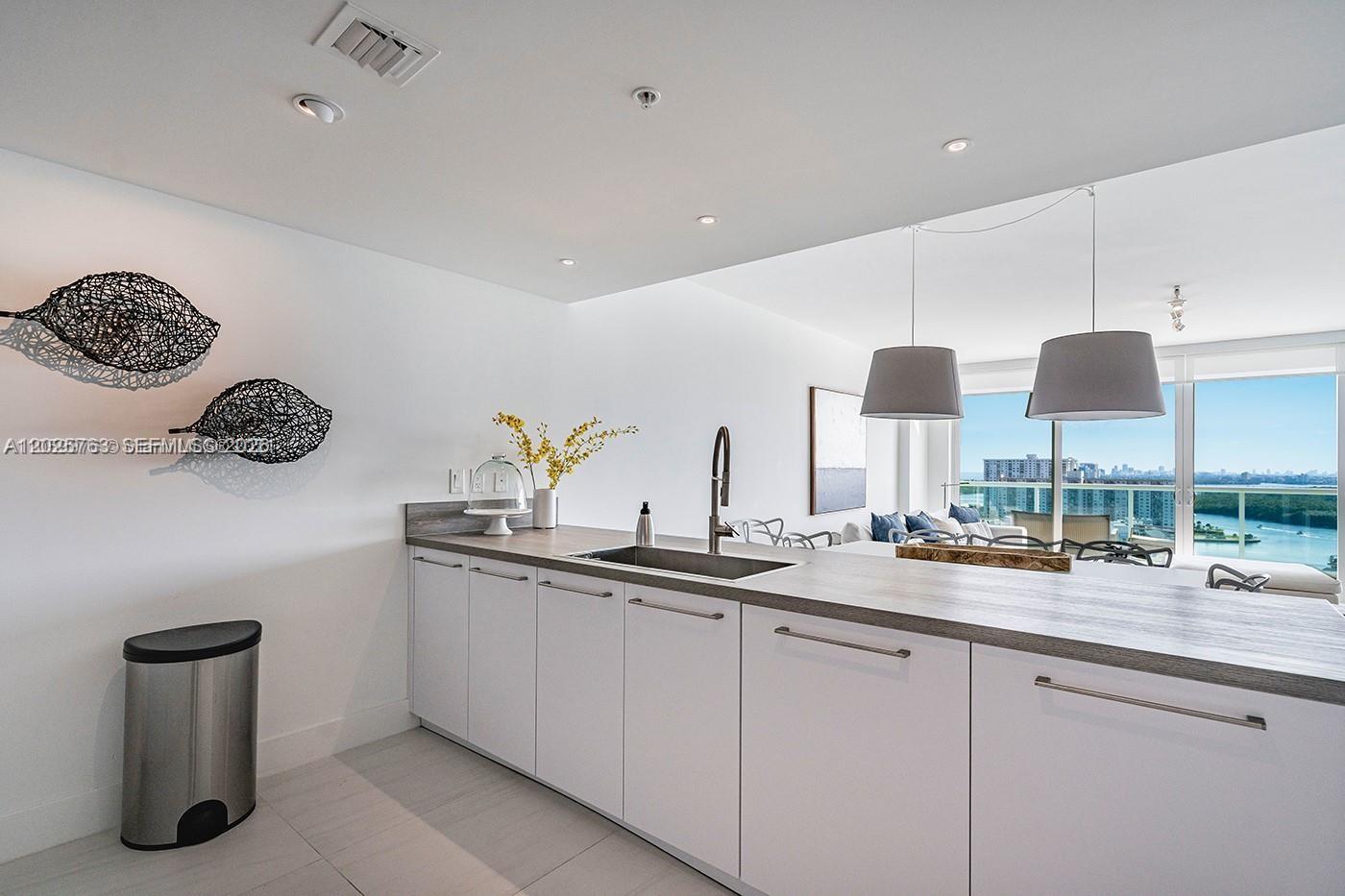 400 Sunny Isles Blvd #1804, Sunny Isles Beach FL 33160