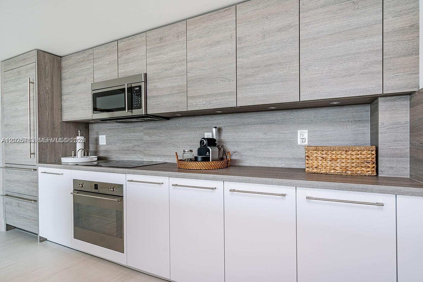 400 Sunny Isles Blvd #1804, Sunny Isles Beach FL 33160
