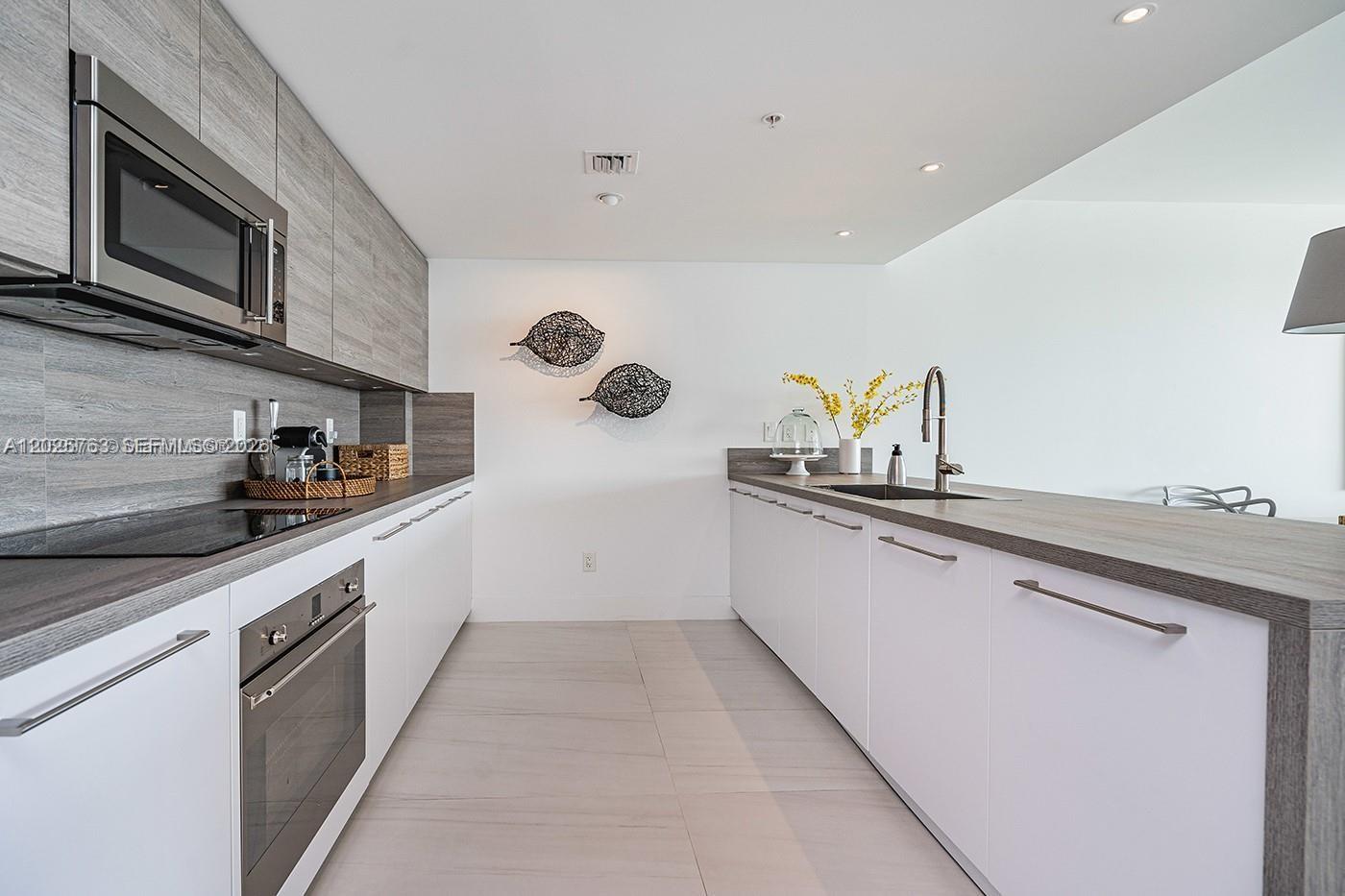 400 Sunny Isles Blvd #1804, Sunny Isles Beach FL 33160