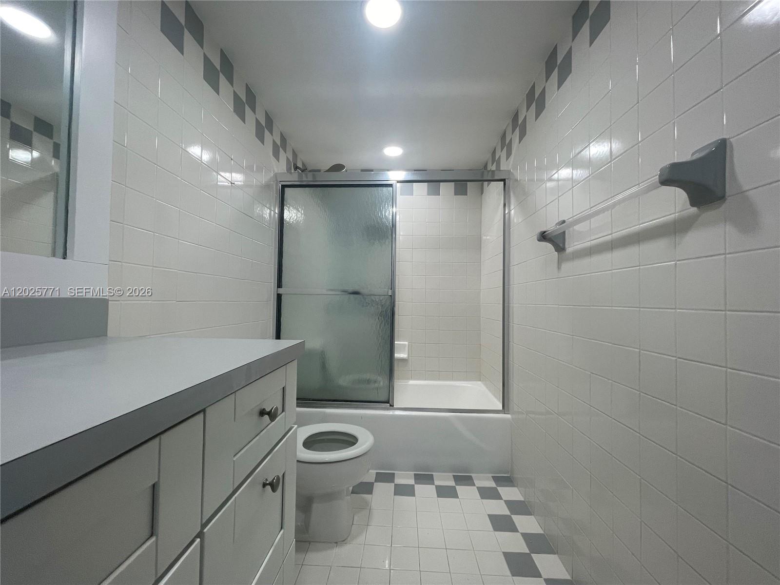 2201 Brickell Ave #73, Miami FL 33129