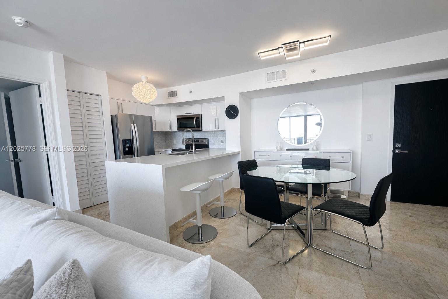 90 Alton Rd #1009, Miami Beach FL 33139