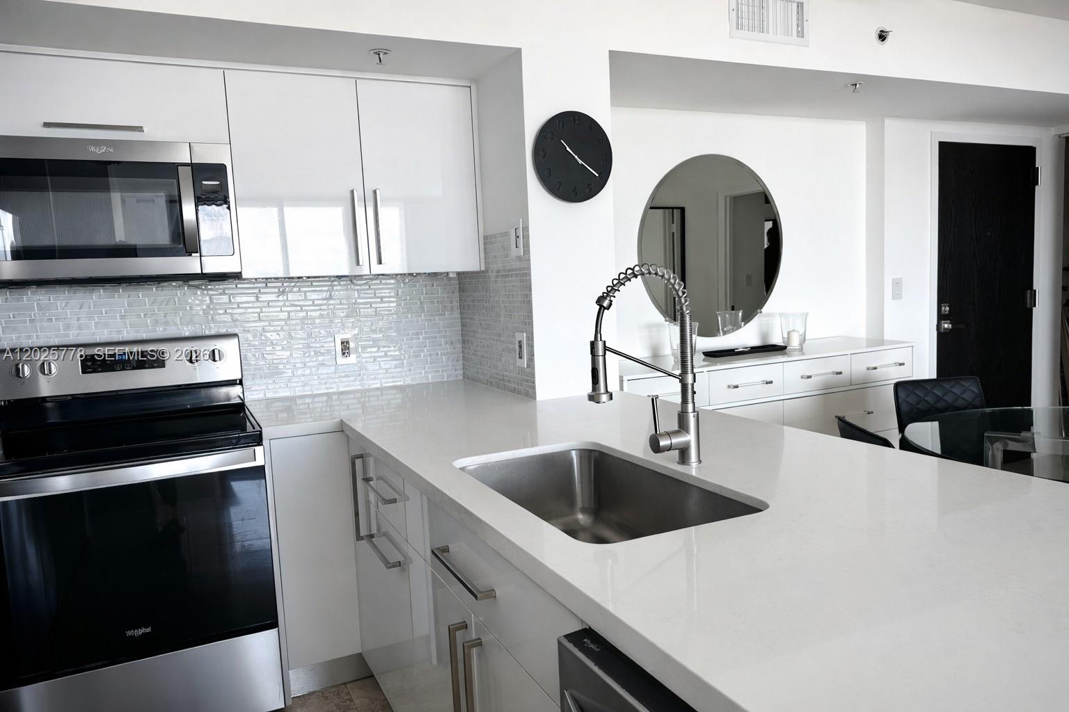 90 Alton Rd #1009, Miami Beach FL 33139