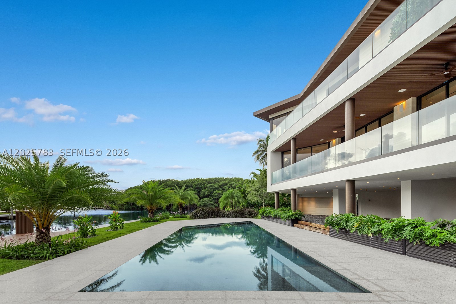 6941 Sunrise Ct, Coral Gables FL 33133