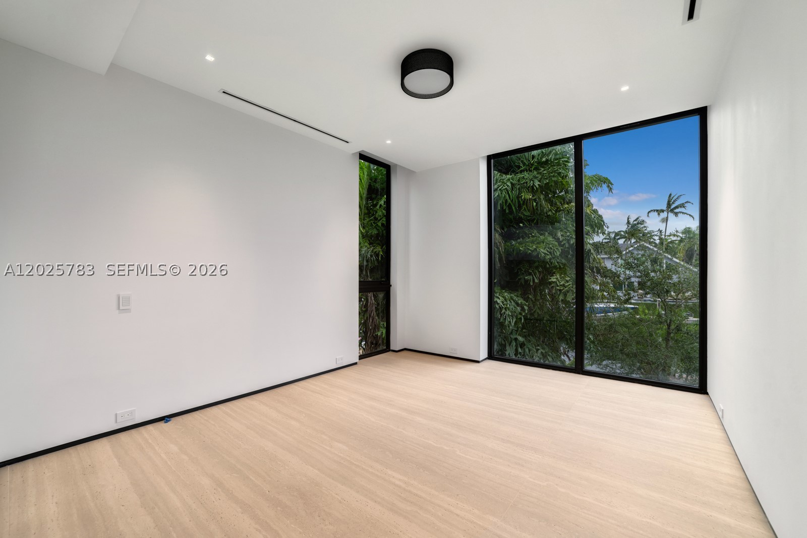 6941 Sunrise Ct, Coral Gables FL 33133