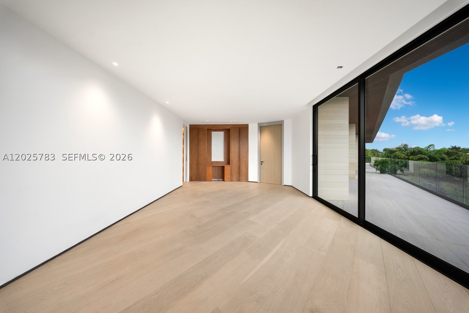 6941 Sunrise Ct, Coral Gables FL 33133