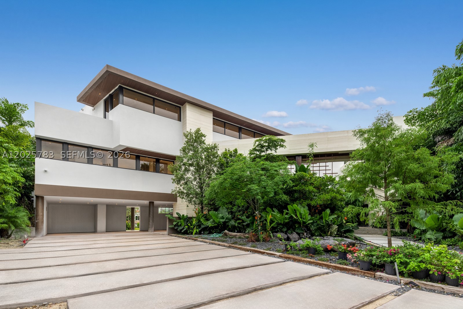 6941 Sunrise Ct, Coral Gables FL 33133