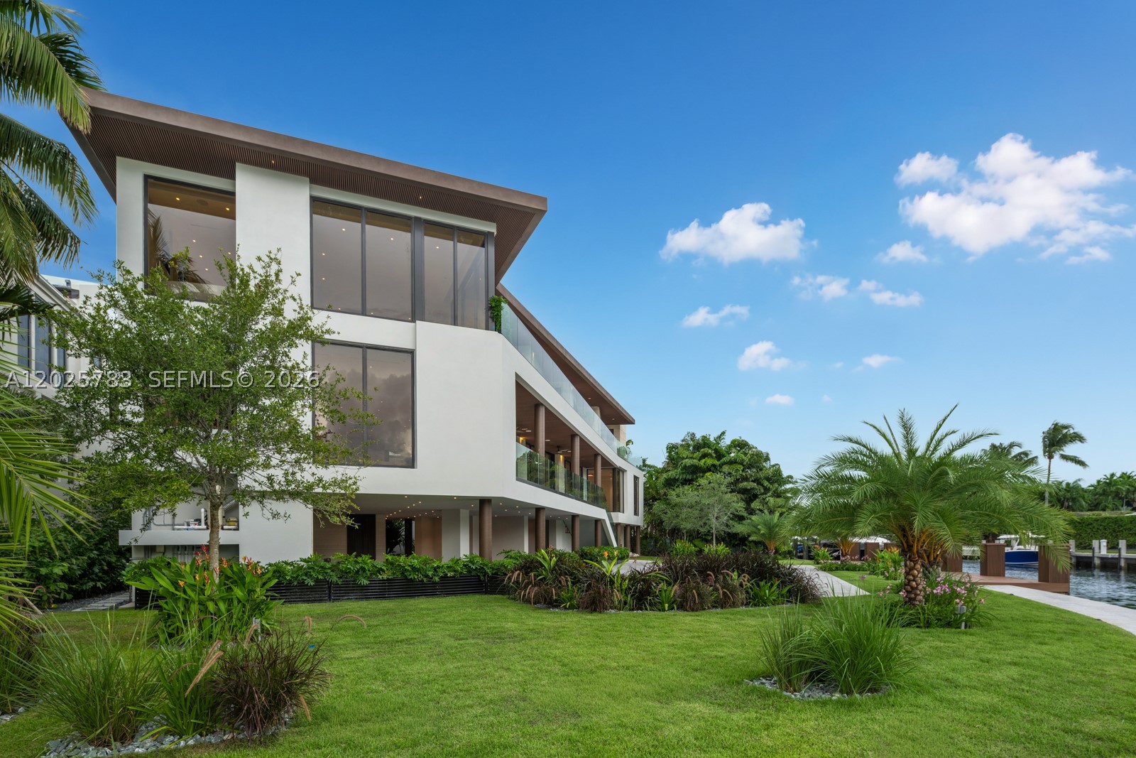 6941 Sunrise Ct, Coral Gables FL 33133