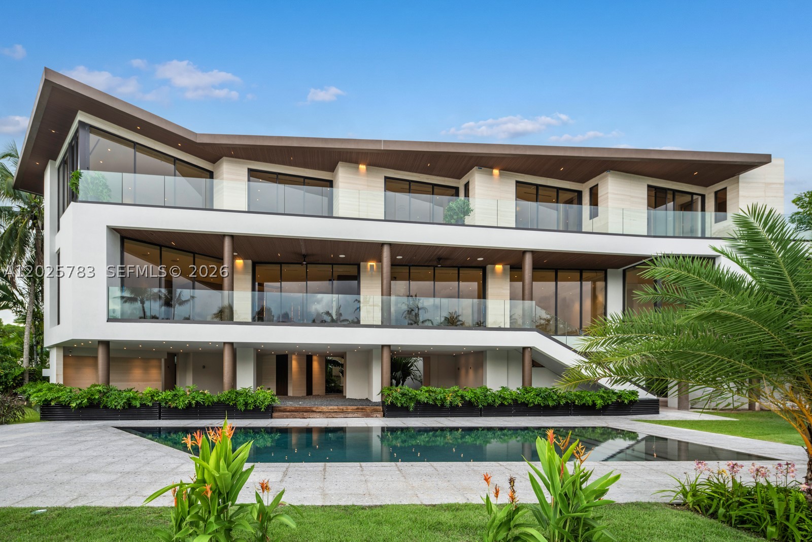 6941 Sunrise Ct, Coral Gables FL 33133