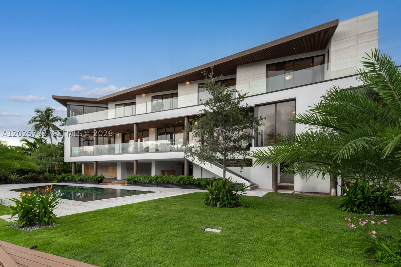 6941 Sunrise Ct, Coral Gables FL 33133