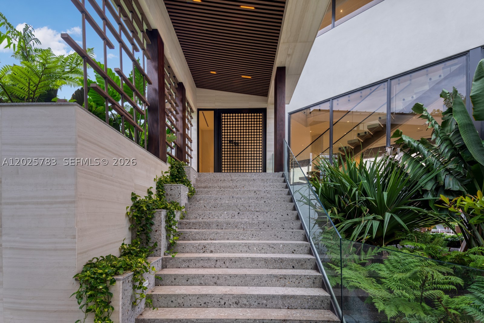 6941 Sunrise Ct, Coral Gables FL 33133