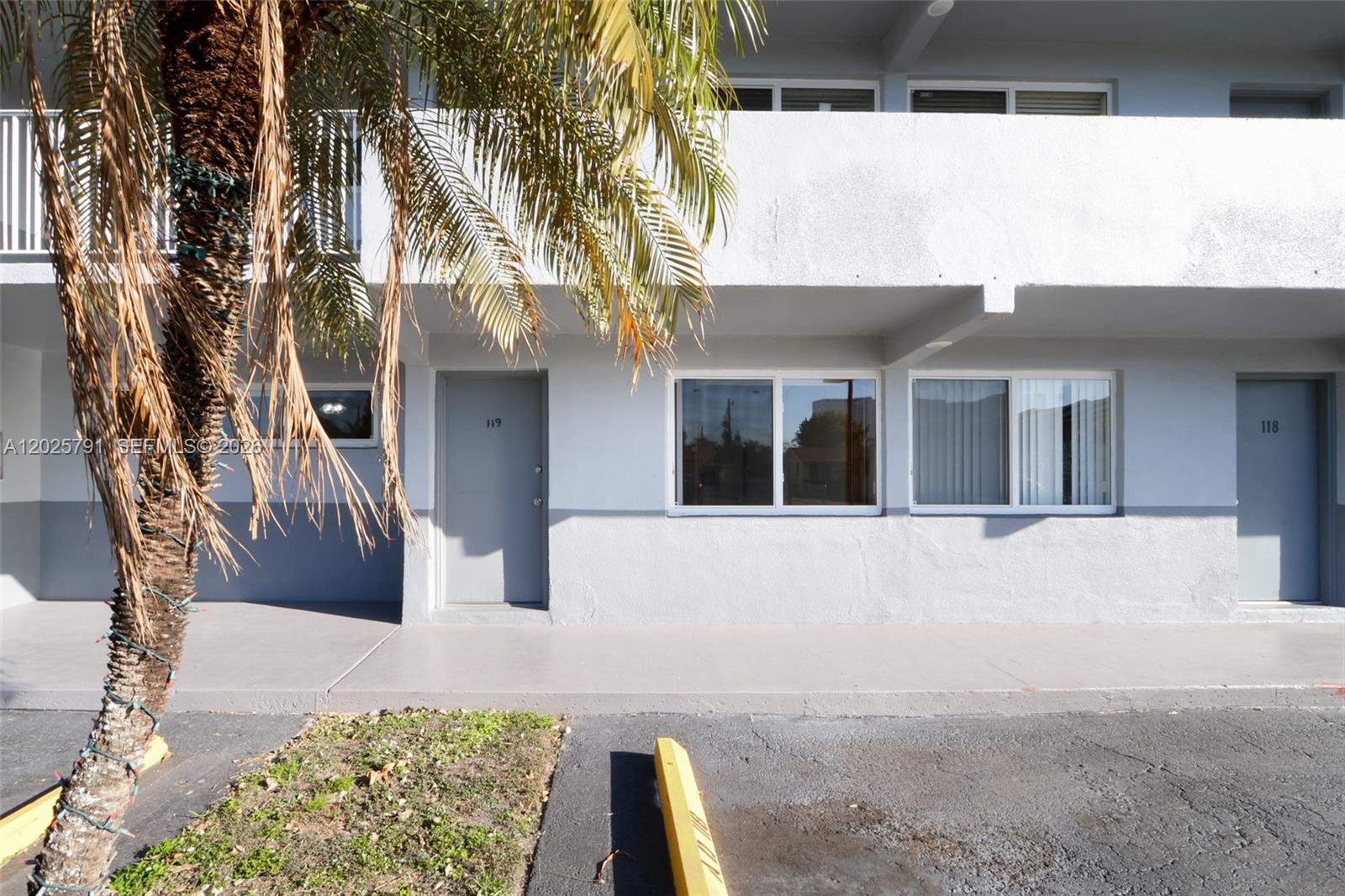 11195 SW 1st St #119, Sweetwater FL 33174