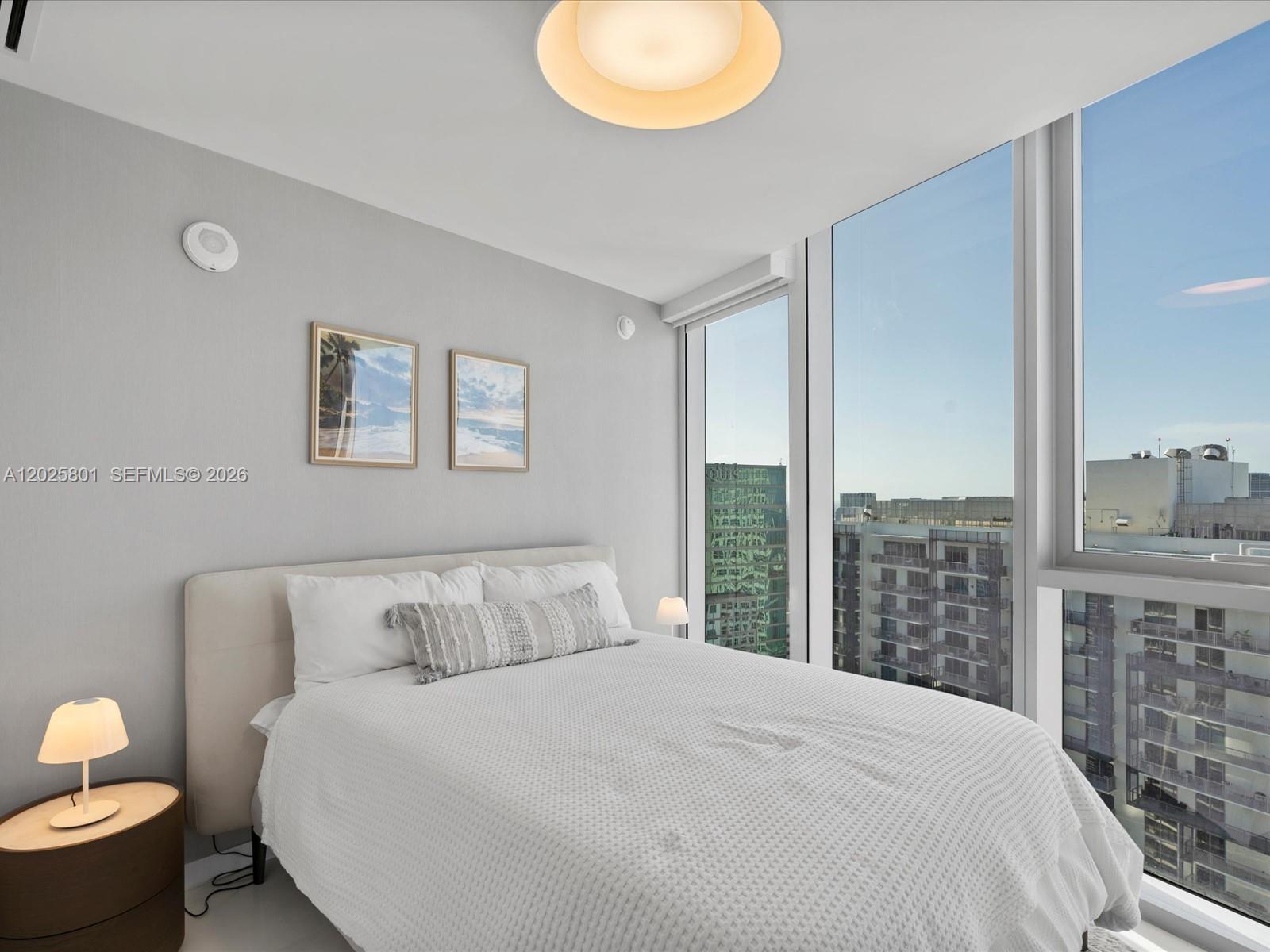 300 Biscayne Boulevard Way #4502E, Miami FL 33131