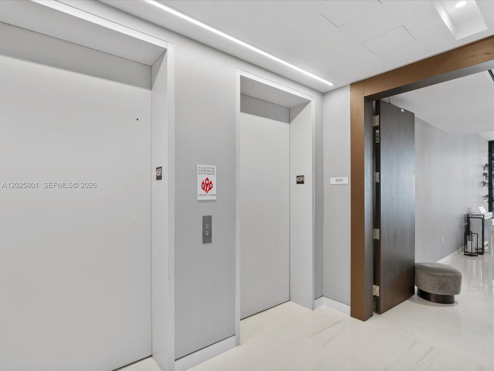 300 Biscayne Boulevard Way #4502E, Miami FL 33131
