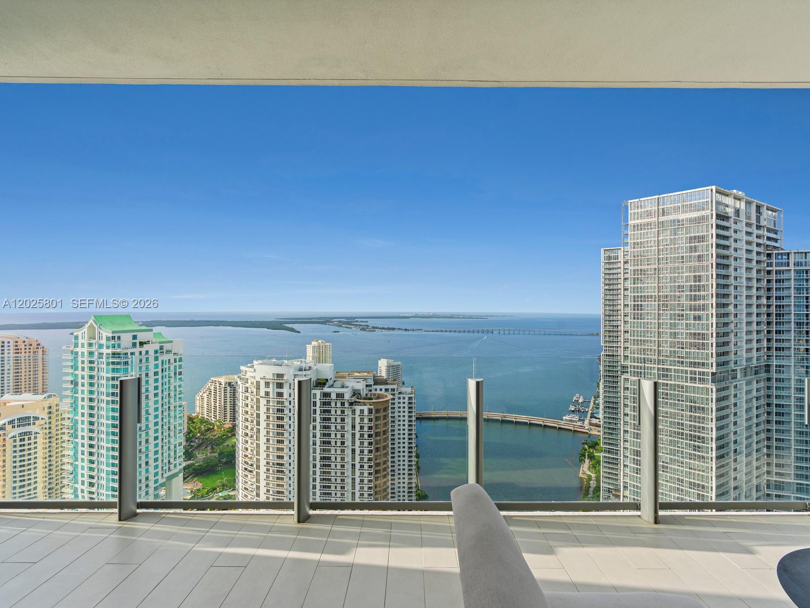 300 Biscayne Boulevard Way #4502E, Miami FL 33131