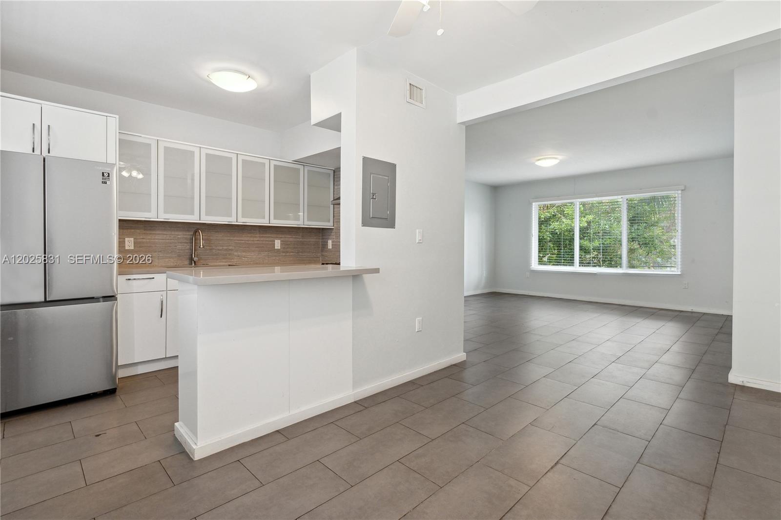 8501 Hawthorne Ave #4, Miami Beach FL 33141