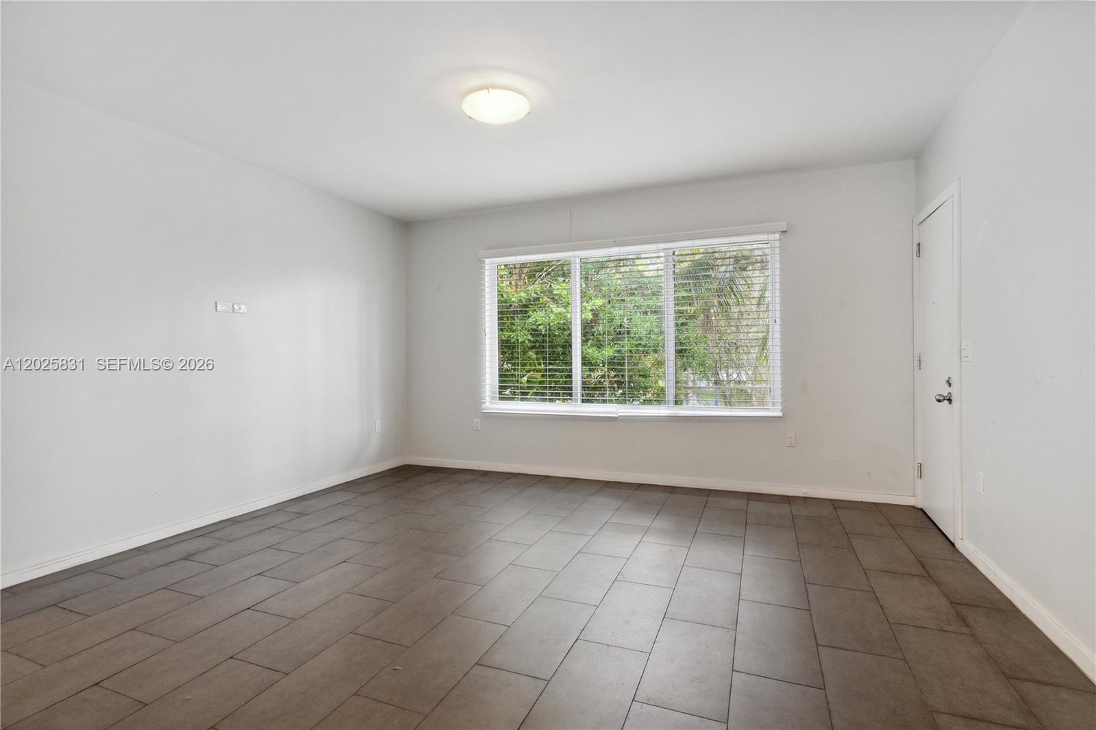 8501 Hawthorne Ave #4, Miami Beach FL 33141