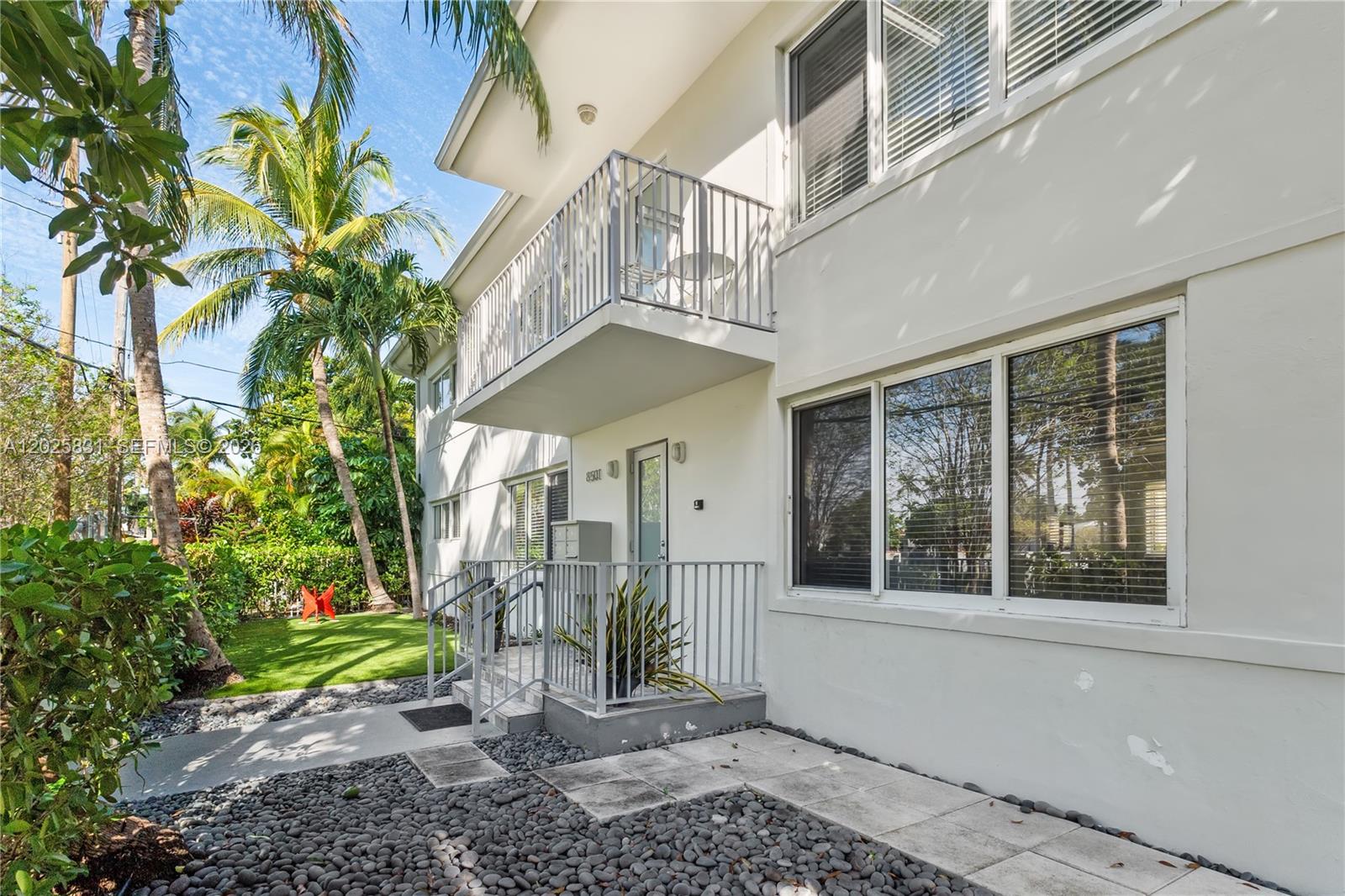 8501 Hawthorne Ave #4, Miami Beach FL 33141