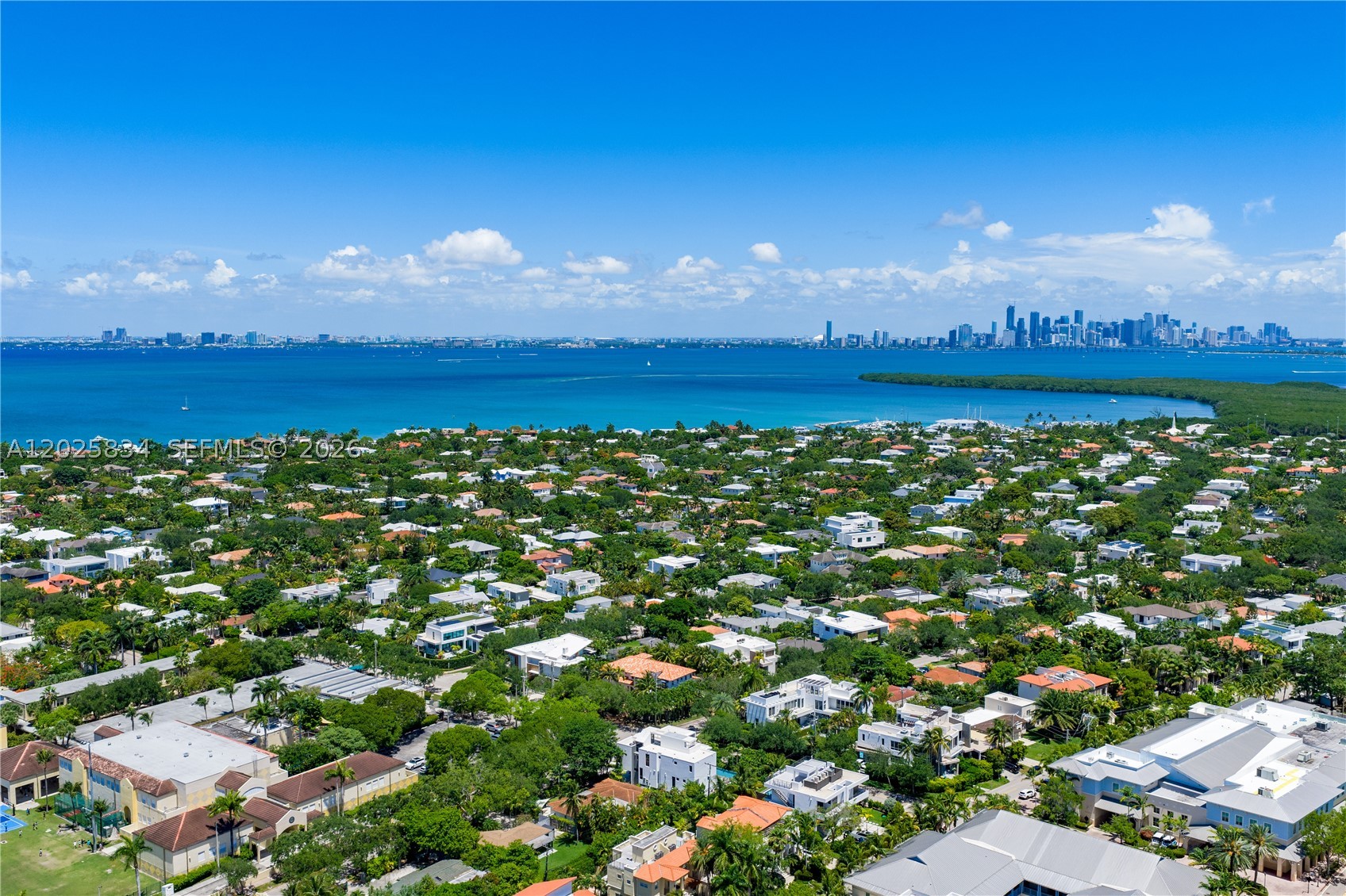 571 Glenridge Rd, Key Biscayne FL 33149