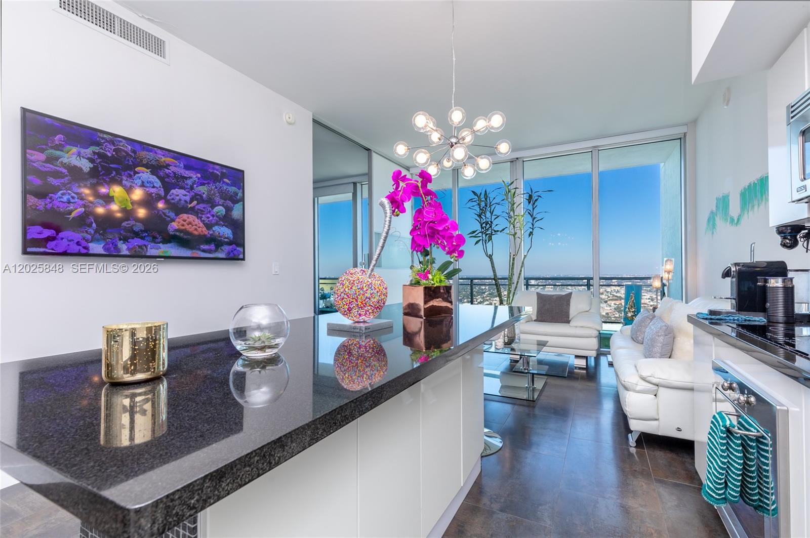 92 SW 3rd St #5108, Miami FL 33130