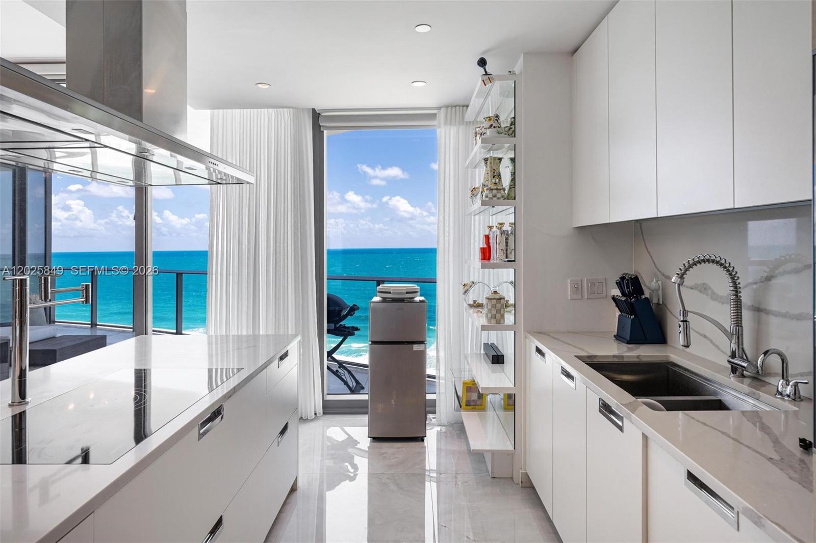 15701 Collins Ave #802, Sunny Isles Beach FL 33160