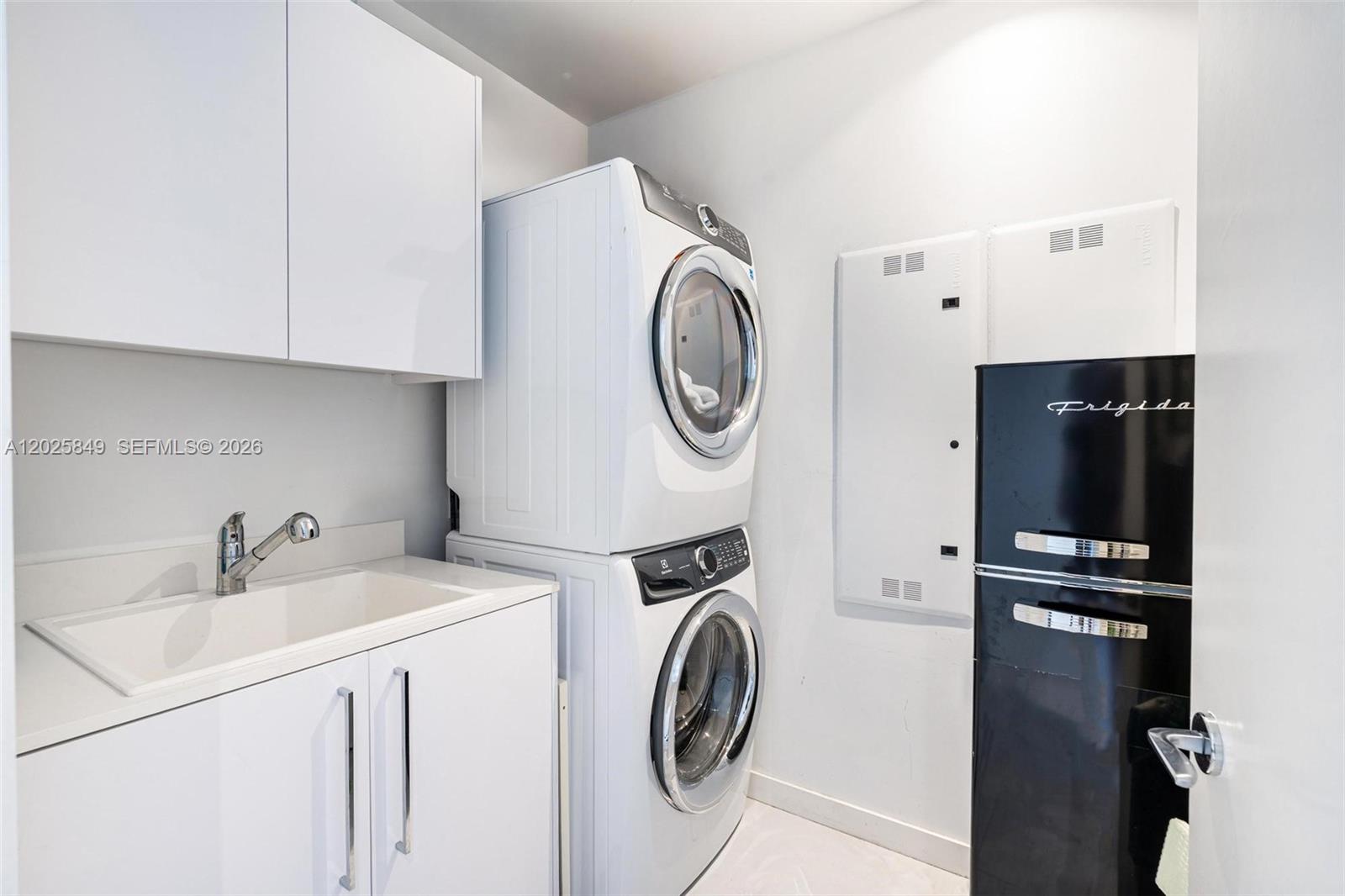 15701 Collins Ave #802, Sunny Isles Beach FL 33160