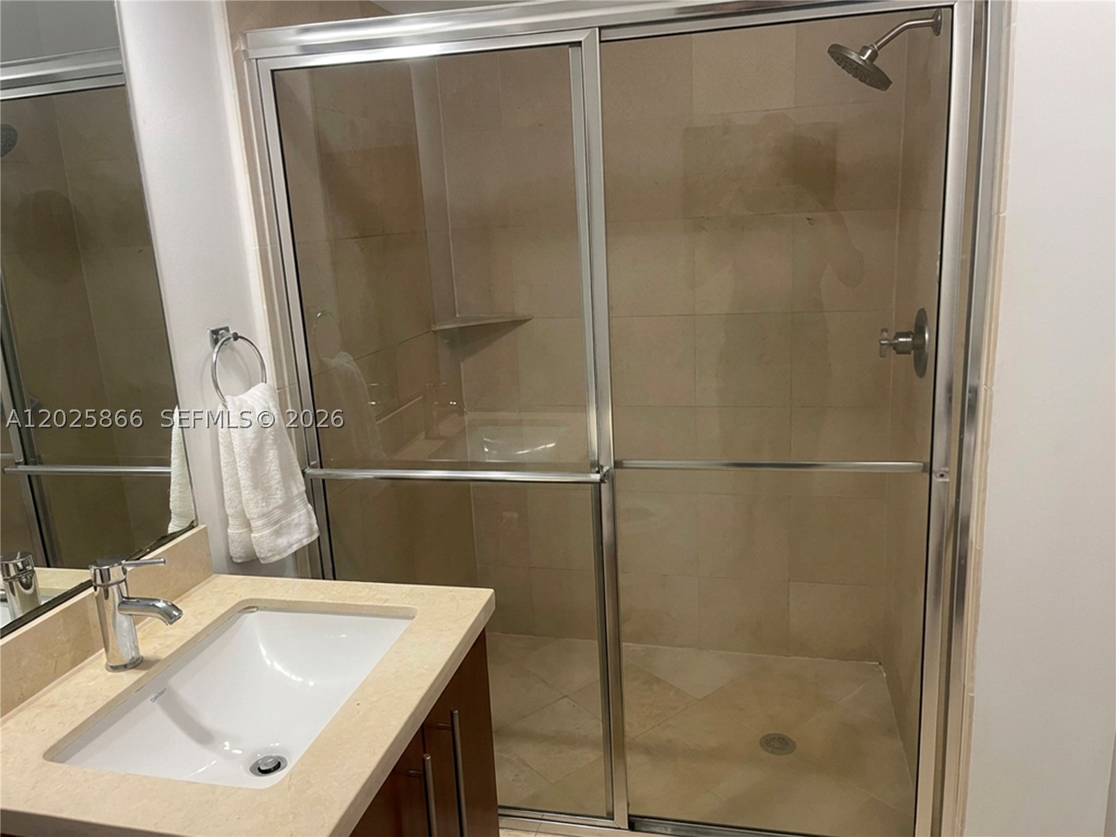 79 SW 12 ST #2911-S, Miami FL 33130