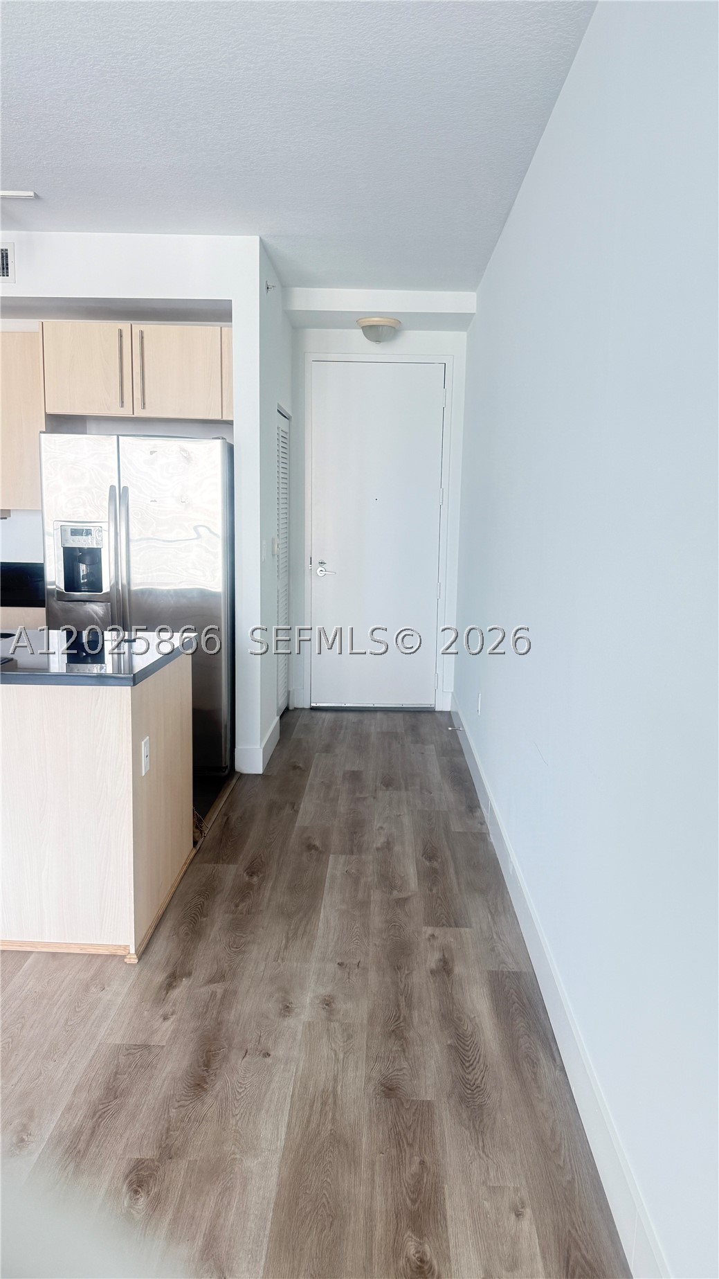 79 SW 12 ST #2911-S, Miami FL 33130