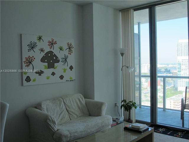 79 SW 12 ST #2911-S, Miami FL 33130