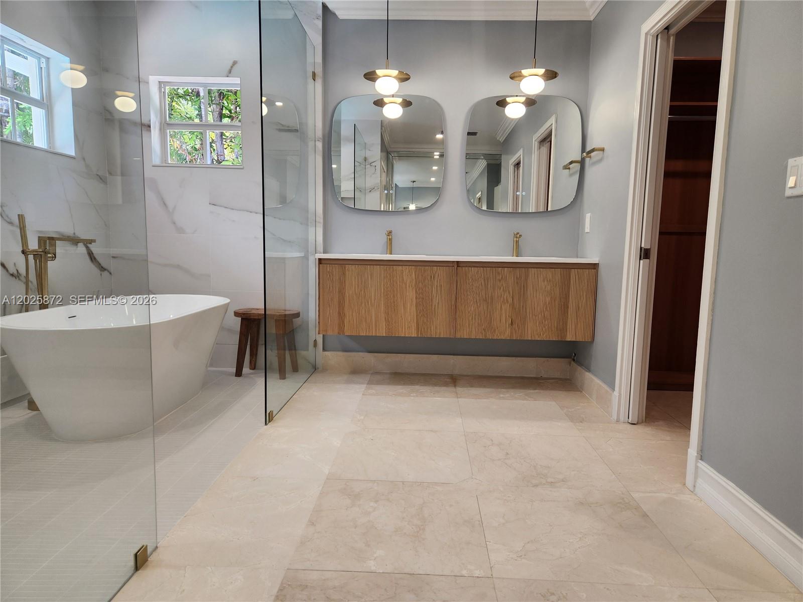 935 Alfonso Ave, Coral Gables FL 33146