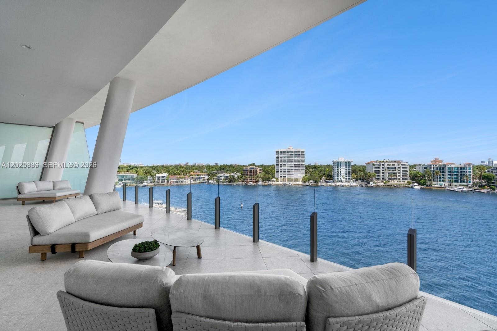 5 Grove Isle Dr #PH-L05, Coconut Grove FL 33133