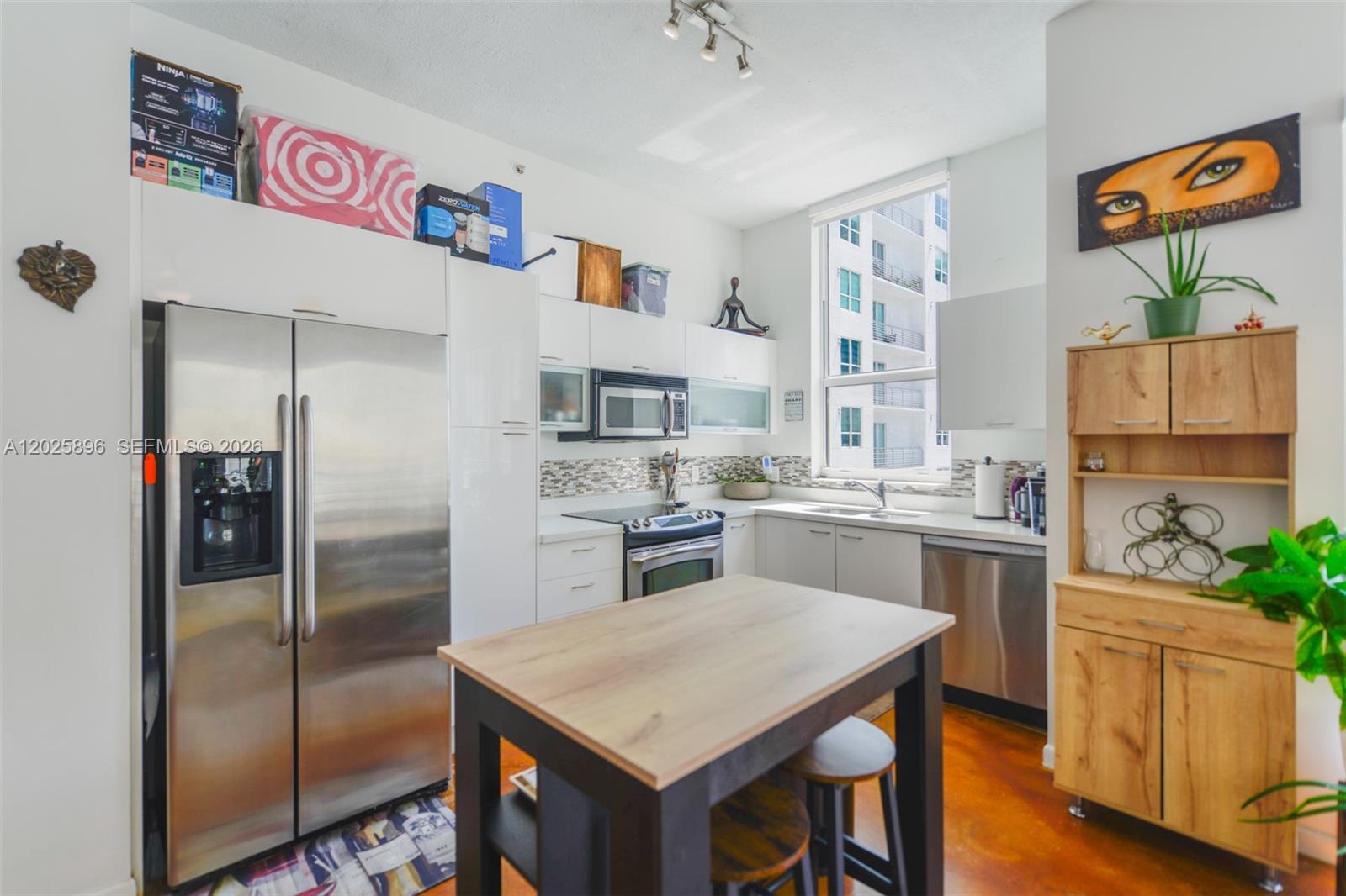 133 NE 2nd Ave #1512, Miami FL 33132