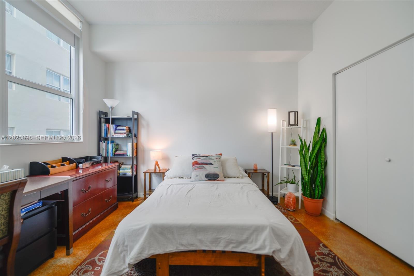 133 NE 2nd Ave #1512, Miami FL 33132