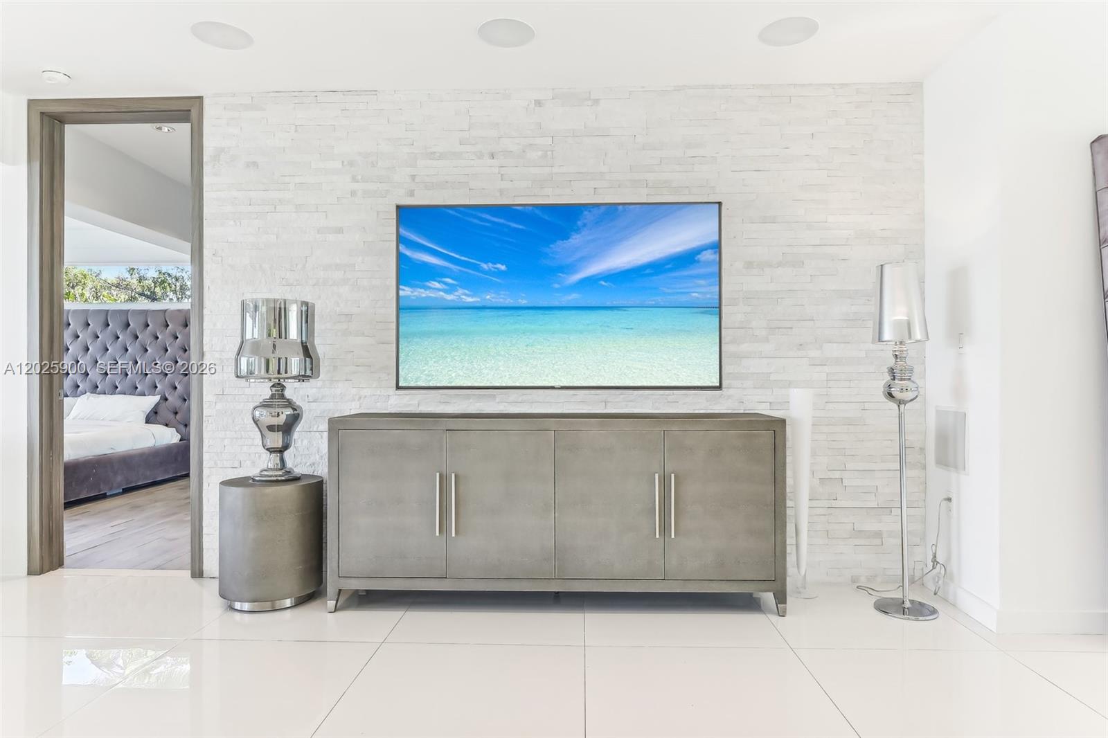 1231 Stillwater Dr, Miami Beach FL 33141