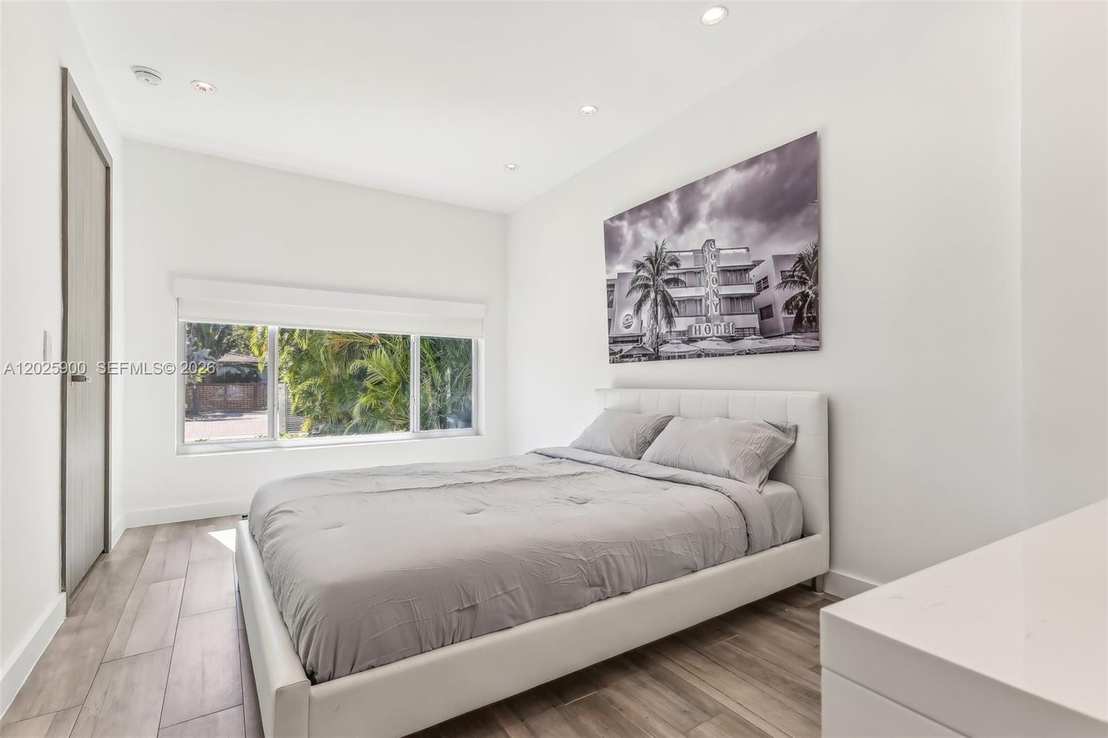 1231 Stillwater Dr, Miami Beach FL 33141