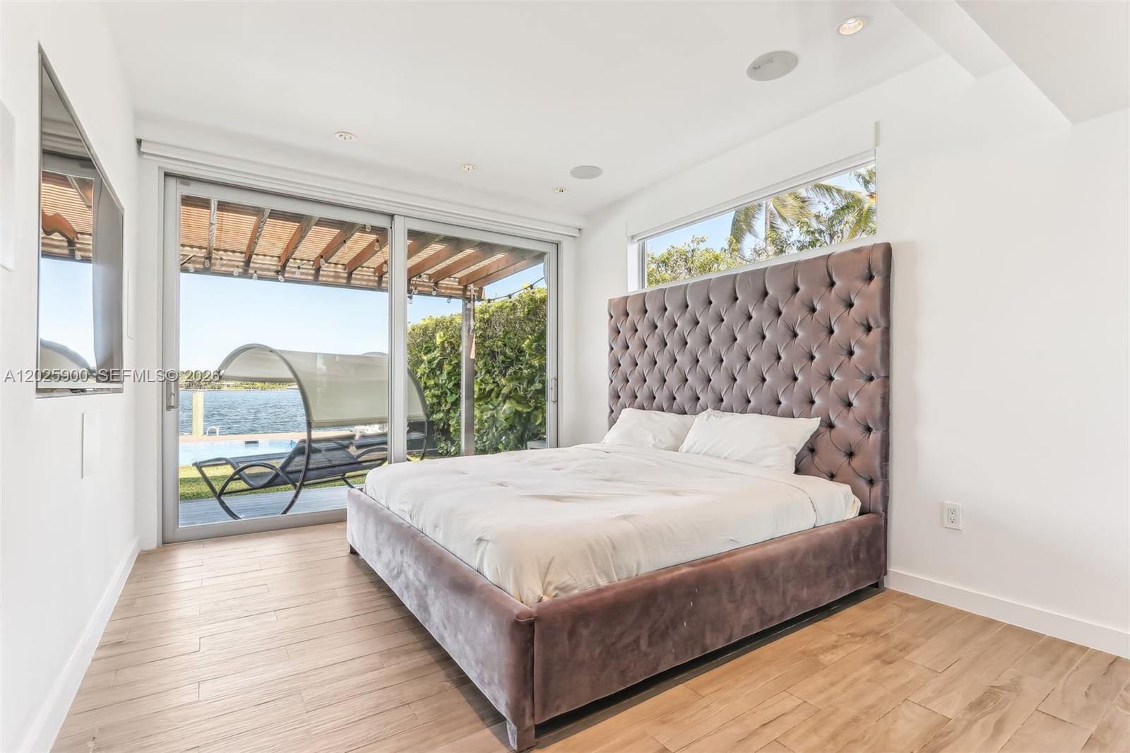 1231 Stillwater Dr, Miami Beach FL 33141