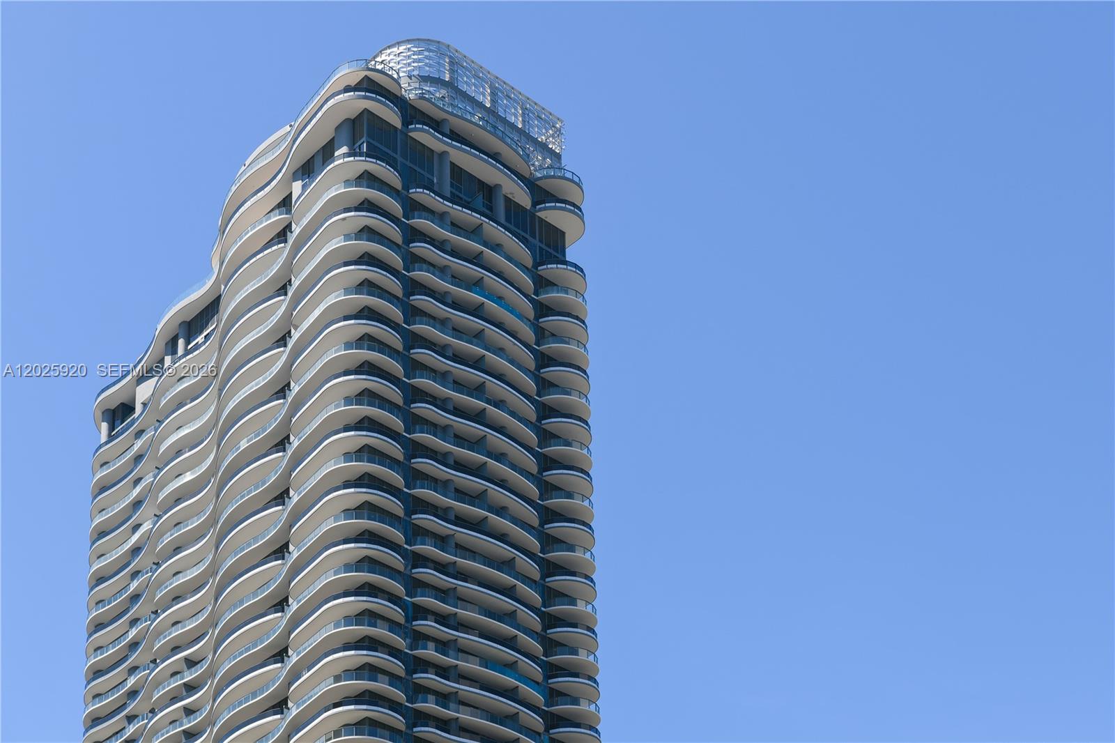 1000 Brickell #2014, Miami FL 33131