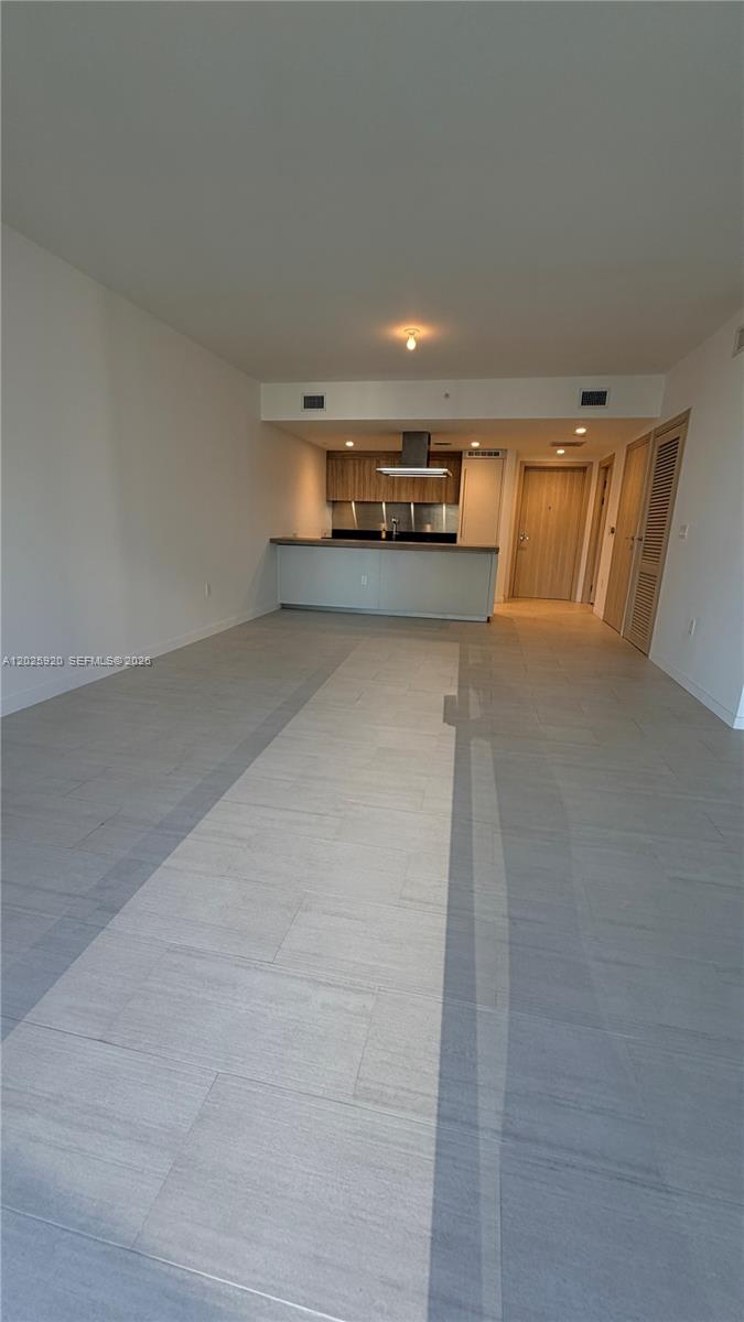 1000 Brickell #2014, Miami FL 33131