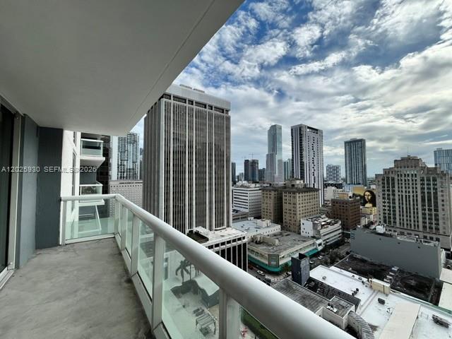 50 Biscayne Blvd #2105, Miami FL 33132