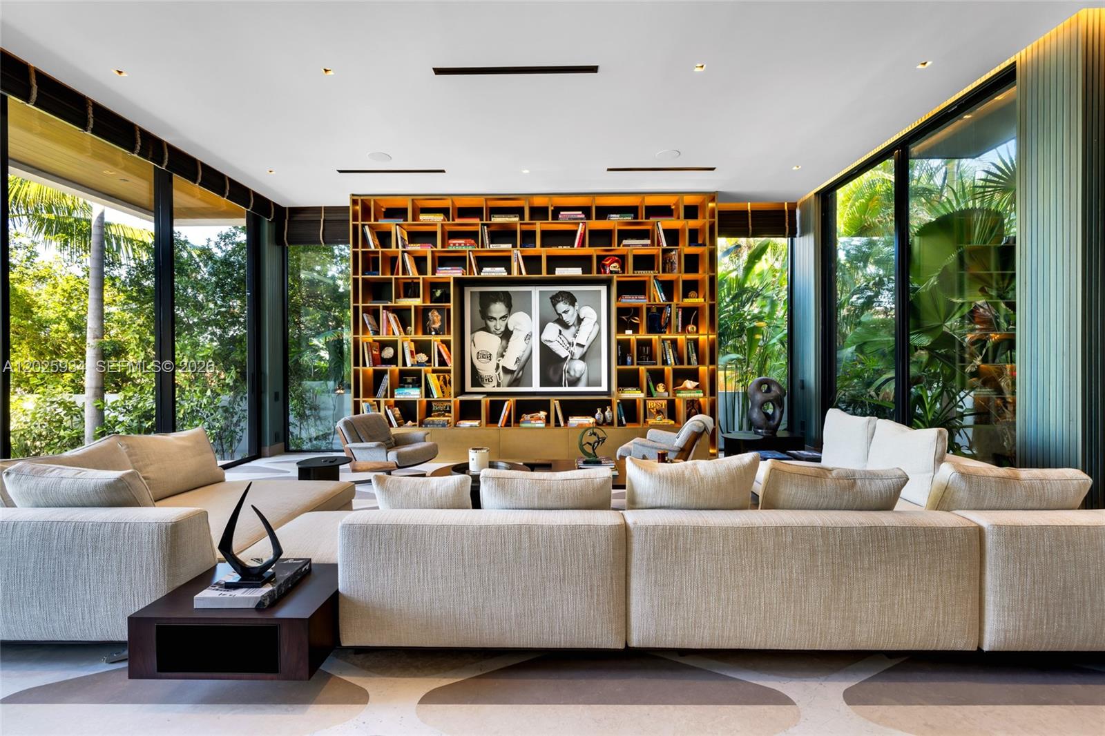 200 W Rivo Alto Dr, Miami Beach FL 33139