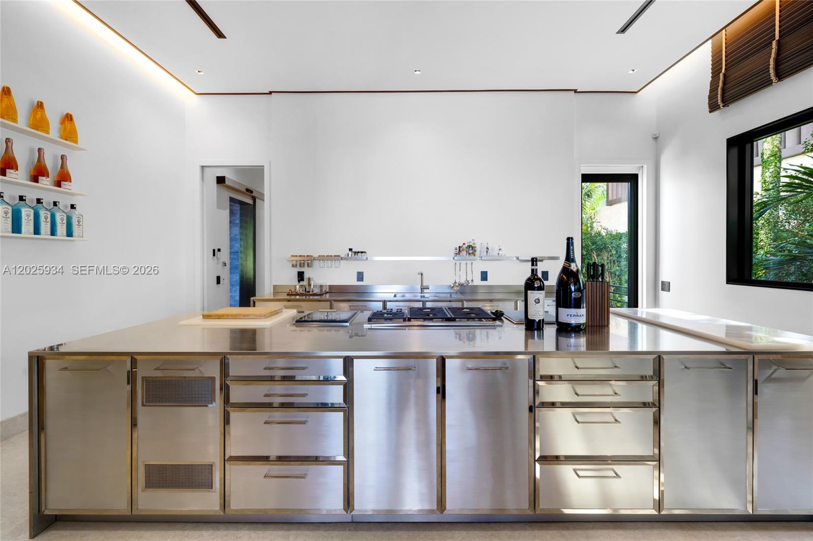 200 W Rivo Alto Dr, Miami Beach FL 33139