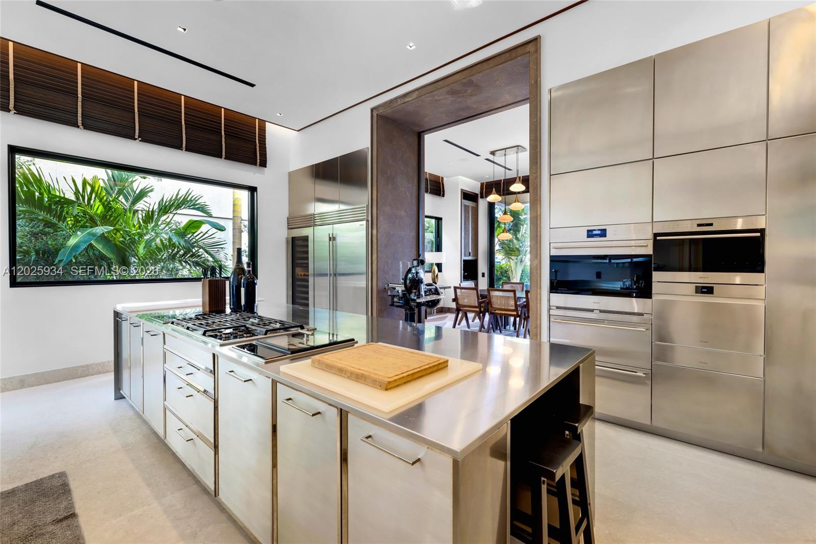 200 W Rivo Alto Dr, Miami Beach FL 33139