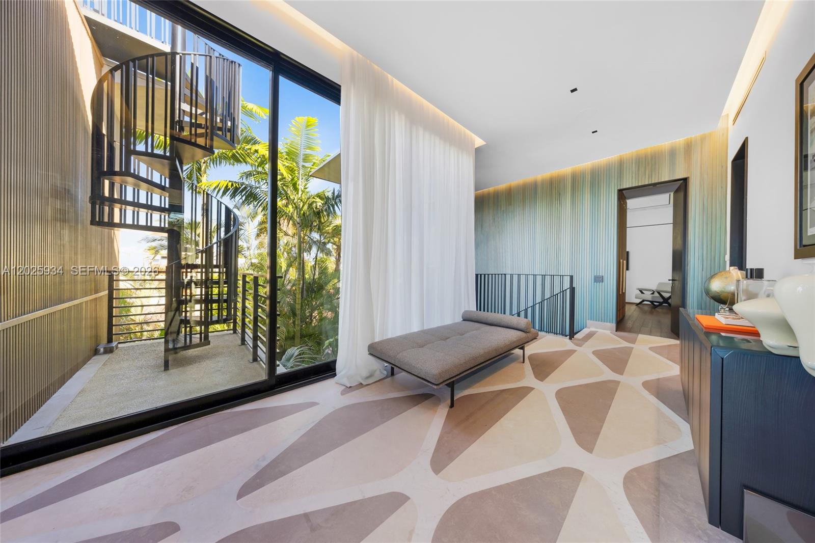 200 W Rivo Alto Dr, Miami Beach FL 33139