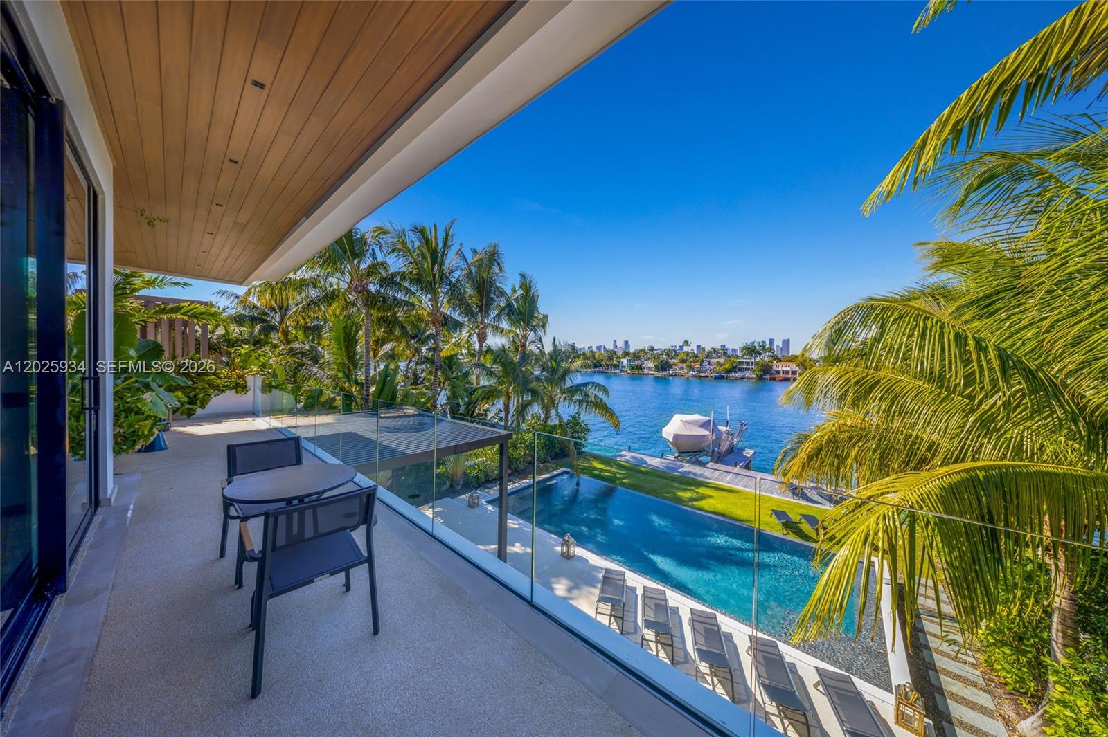 200 W Rivo Alto Dr, Miami Beach FL 33139