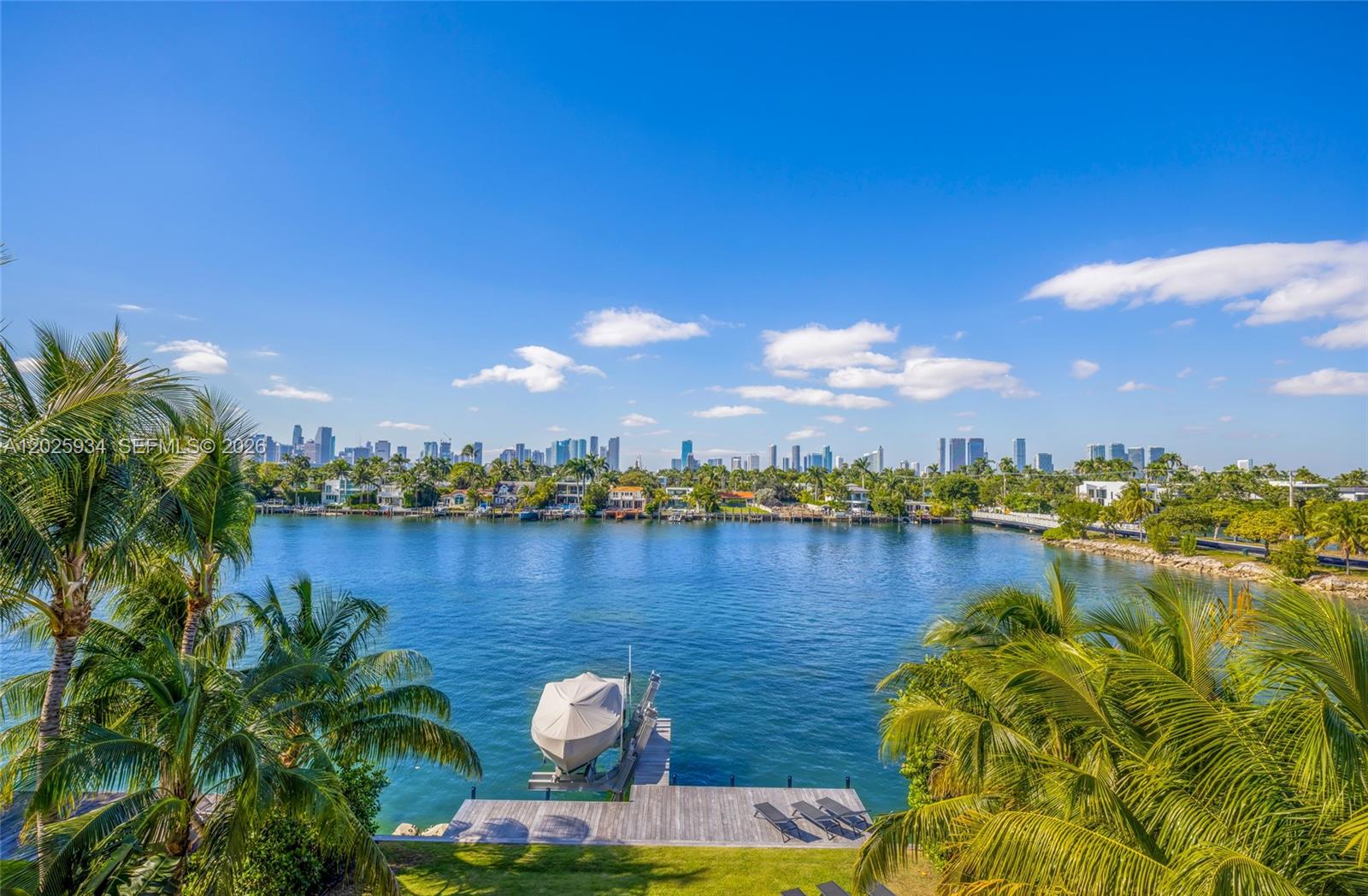 200 W Rivo Alto Dr, Miami Beach FL 33139